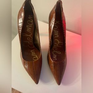 Sam Edelman Brown Portney Pumps 😍